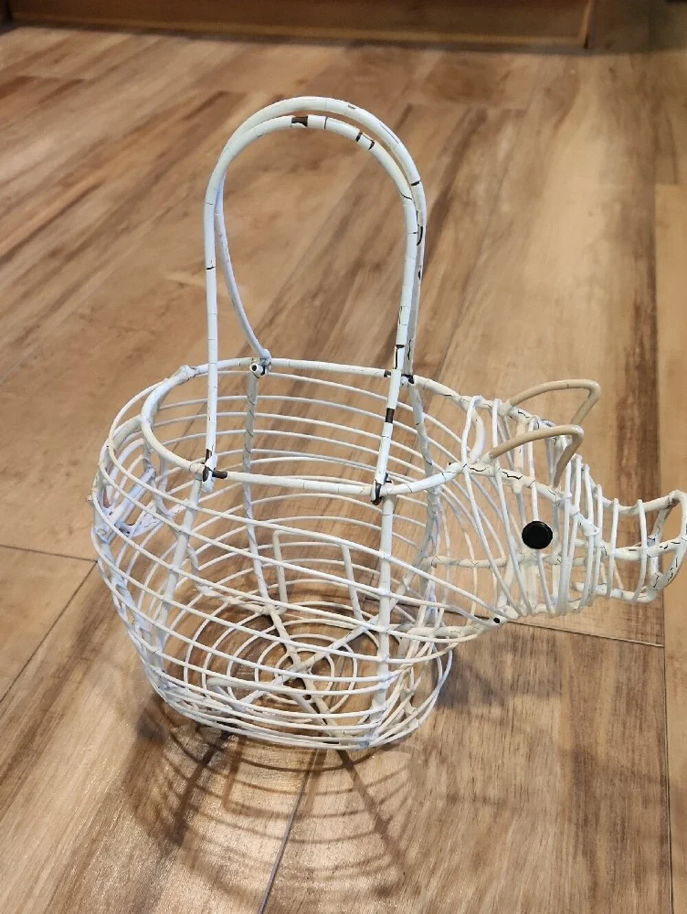 Vintage Pig White Wire Basket - Decorative Storage